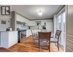 10 MEADOW WOODS Crescent - 9