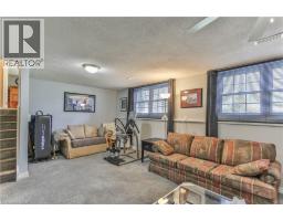 4 HIGHLAND Drive - 28