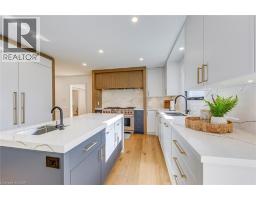 54 DEERVIEW Avenue - 17