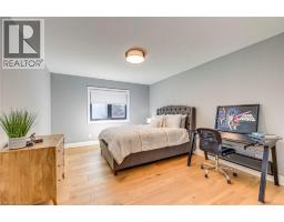54 DEERVIEW Avenue - 43