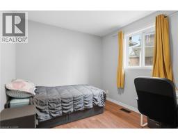 2 AMORE Boulevard - 18