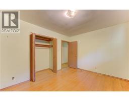 162 WARREN Road - 28