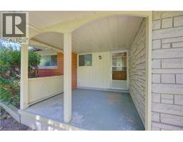162 WARREN Road - 3