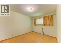 162 WARREN Road - 30