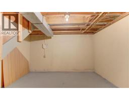 162 WARREN Road - 35