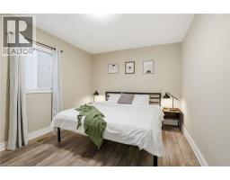 390 HUNTER Street W - 17