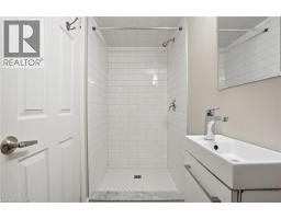 390 HUNTER Street W - 29