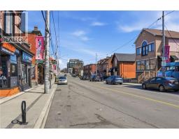 390 HUNTER Street W - 44