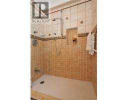 2023 CORONATION Boulevard - 40