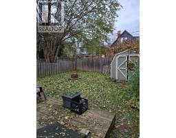 17 FAIRLEIGH Avenue S - 3