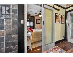 911 LAKESHORE Road - 15