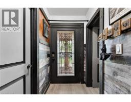 911 LAKESHORE Road - 30