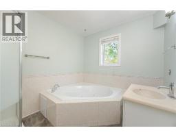 64 SHELDON Avenue N - 13