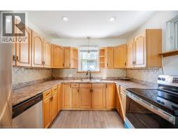 64 SHELDON Avenue N - 3
