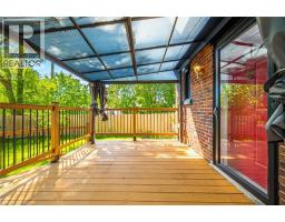 64 SHELDON Avenue N - 32