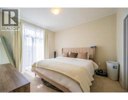 142 FOAMFLOWER Place UnitNo. 7 - 7