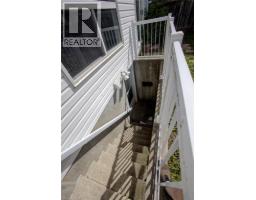 271 HIGHBROOK Crescent - 33