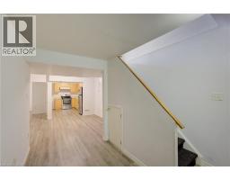 271 HIGHBROOK Crescent - 34