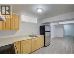 271 HIGHBROOK Crescent - 39