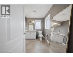 300 HUTTON Street E - 22