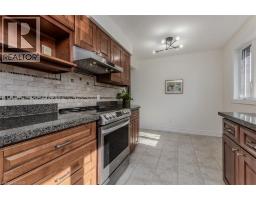 1294 NAPIER Crescent - 6