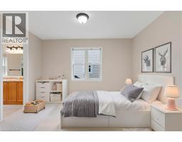 92 BAGGS Crescent - 15