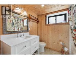 222 CONCESSION 11 E - 24