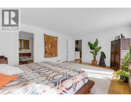 39 HILTS Drive - 18