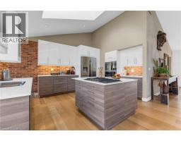 39 HILTS Drive - 7