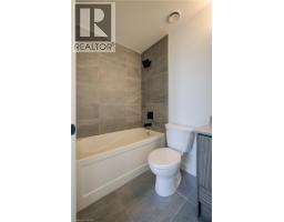 461 GREEN Road UnitNo. P1203 - 15