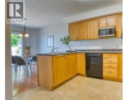 35 LADY Court - 12