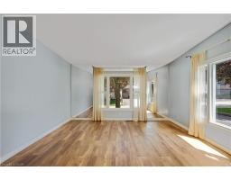 120 MAPLE Crescent - 12