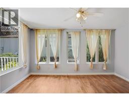 120 MAPLE Crescent - 20