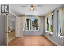 120 MAPLE Crescent - 21