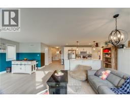 195 CHARLES Street E - 15