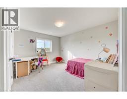 195 CHARLES Street E - 26