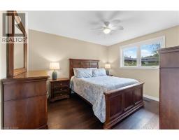 142 MARCELLA Crescent - 21