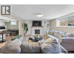142 MARCELLA Crescent - 34