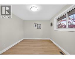 217 PINEGROVE Crescent - 17