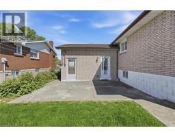 64 EASTBURY Drive - 43