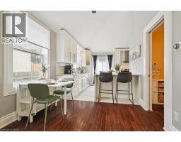 32 ALLAN Avenue - 8
