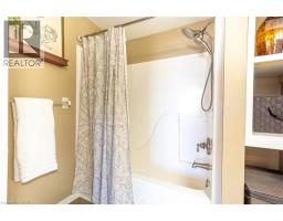 49 ELMA Place - 24