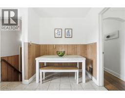 4 DUNCOMBE Drive - 10