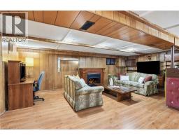 4 DUNCOMBE Drive - 23