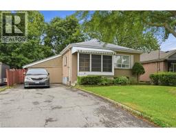 4 DUNCOMBE Drive - 3