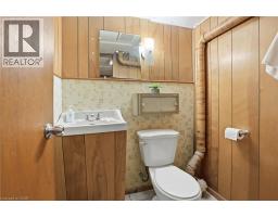 4 DUNCOMBE Drive - 30