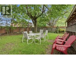 4 DUNCOMBE Drive - 32
