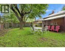 4 DUNCOMBE Drive - 34