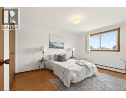 134 GREENINGDON Drive - 12