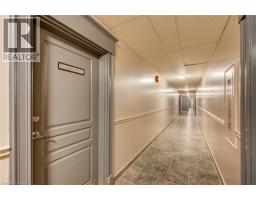 1275 BENTLEY Drive UnitNo. 106 - 4